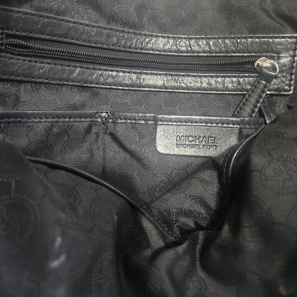 Michael Kors Black Tote Bag - Picture 2 of 7